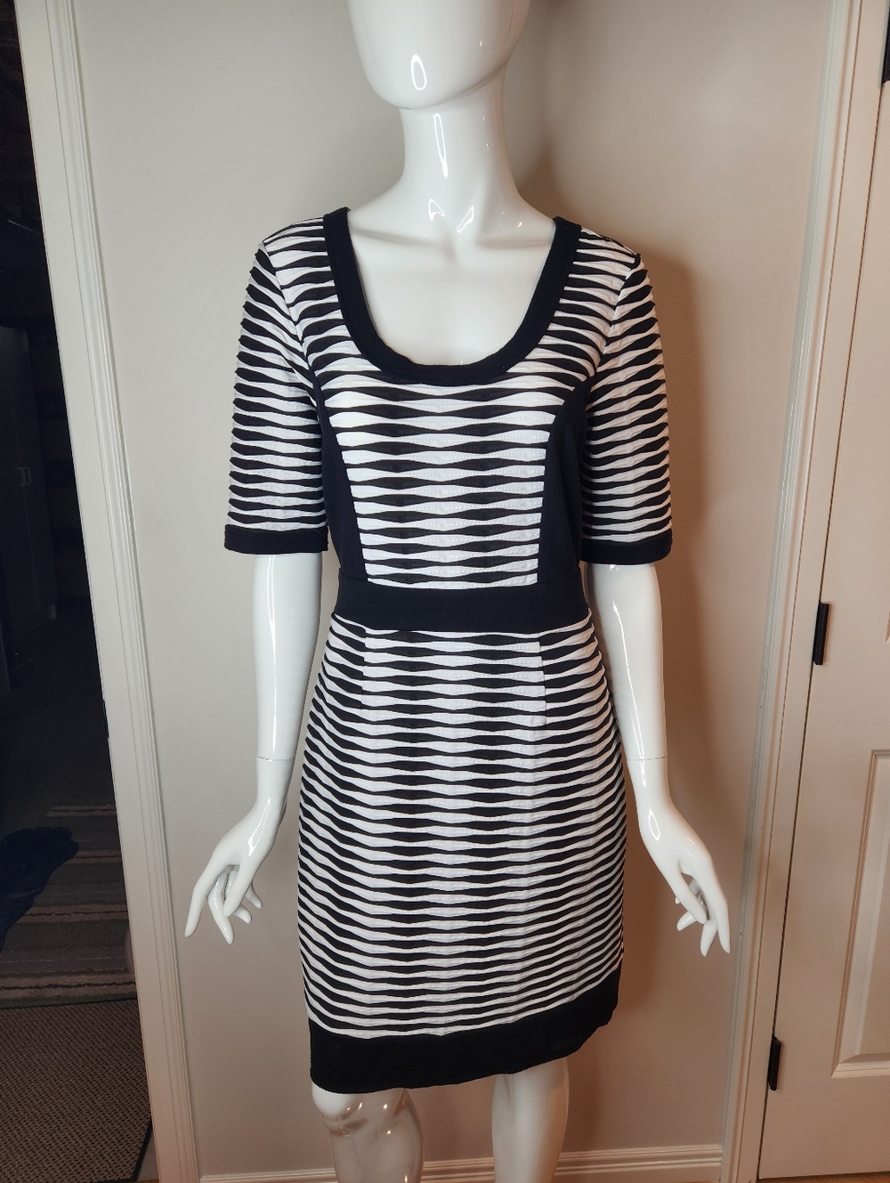 Karen Kane Black & White Striped Knit Scoop Neck Dress